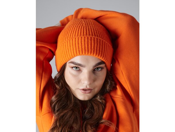 Gorros de lana personalizados canalé 97% poliacrílico etiqueta extraíble Naranja detalle 1