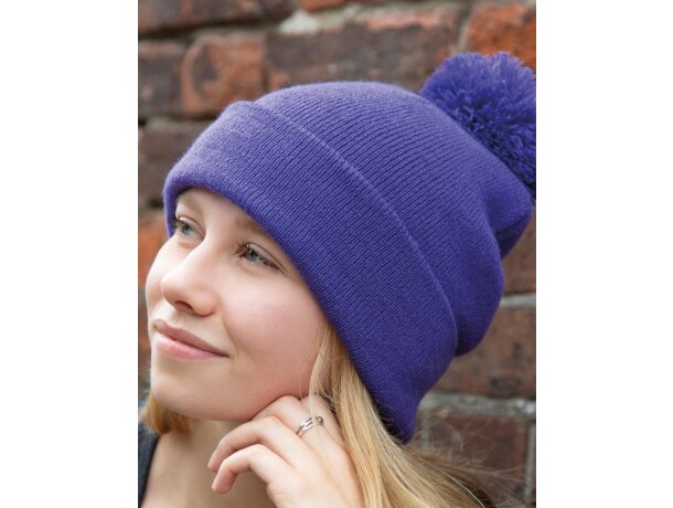 Gorro de lana con logotipo tejido doble grosor 100% poliacrílico 340 g/m² Morado detalle 2