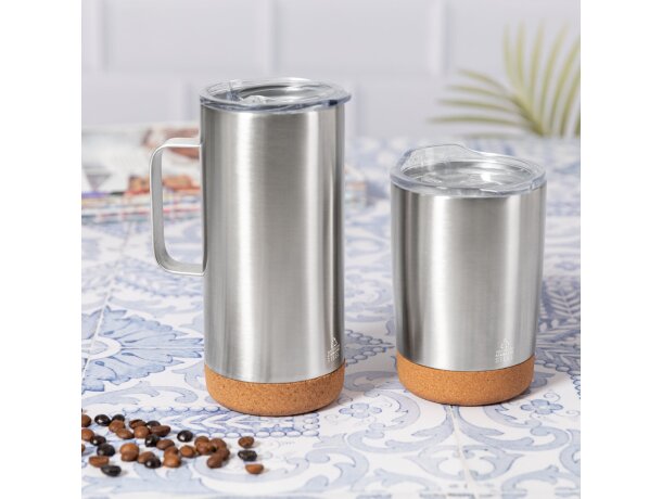 Tazas termicas Frilan de acero reciclado con tapa dosificadora y base corcho 450ml detalle 6